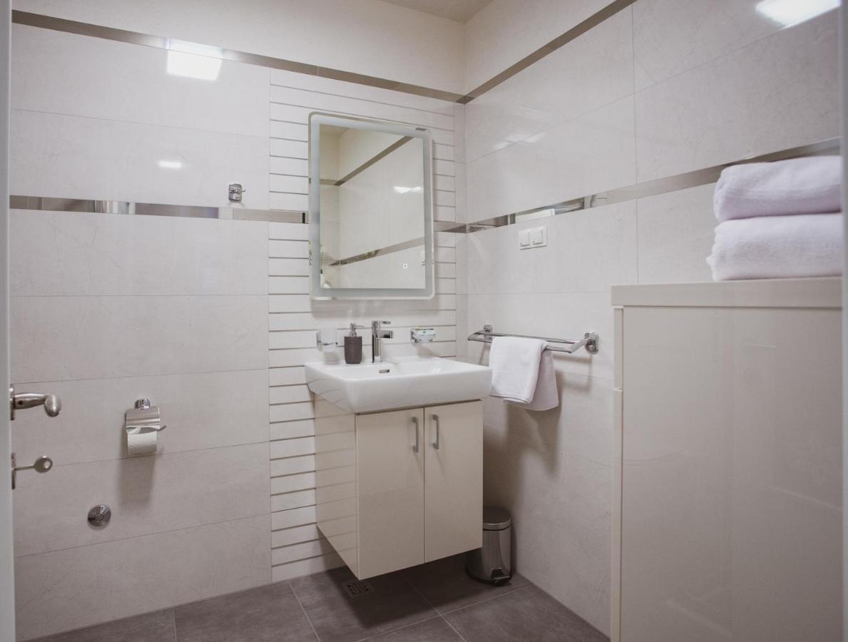Luxury House Lucija Villa Dugi Rat Kültér fotó